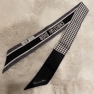 Dior Houndstooth Twilly